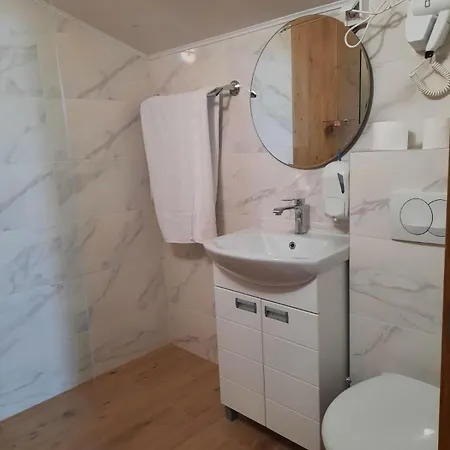Apartament Fruskogorski Biser Carloviţ