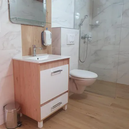 Fruskogorski Biser Carloviţ