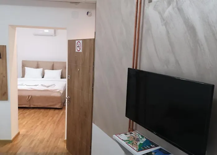 Fruskogorski Biser سرمسكي كارلوفيتش